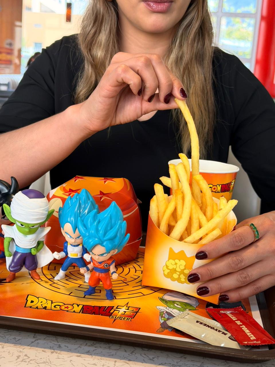 Burger King Ecuador se une a la celebración del 40 aniversario de Dragon Ball con el lanzamiento de su nueva licencia
