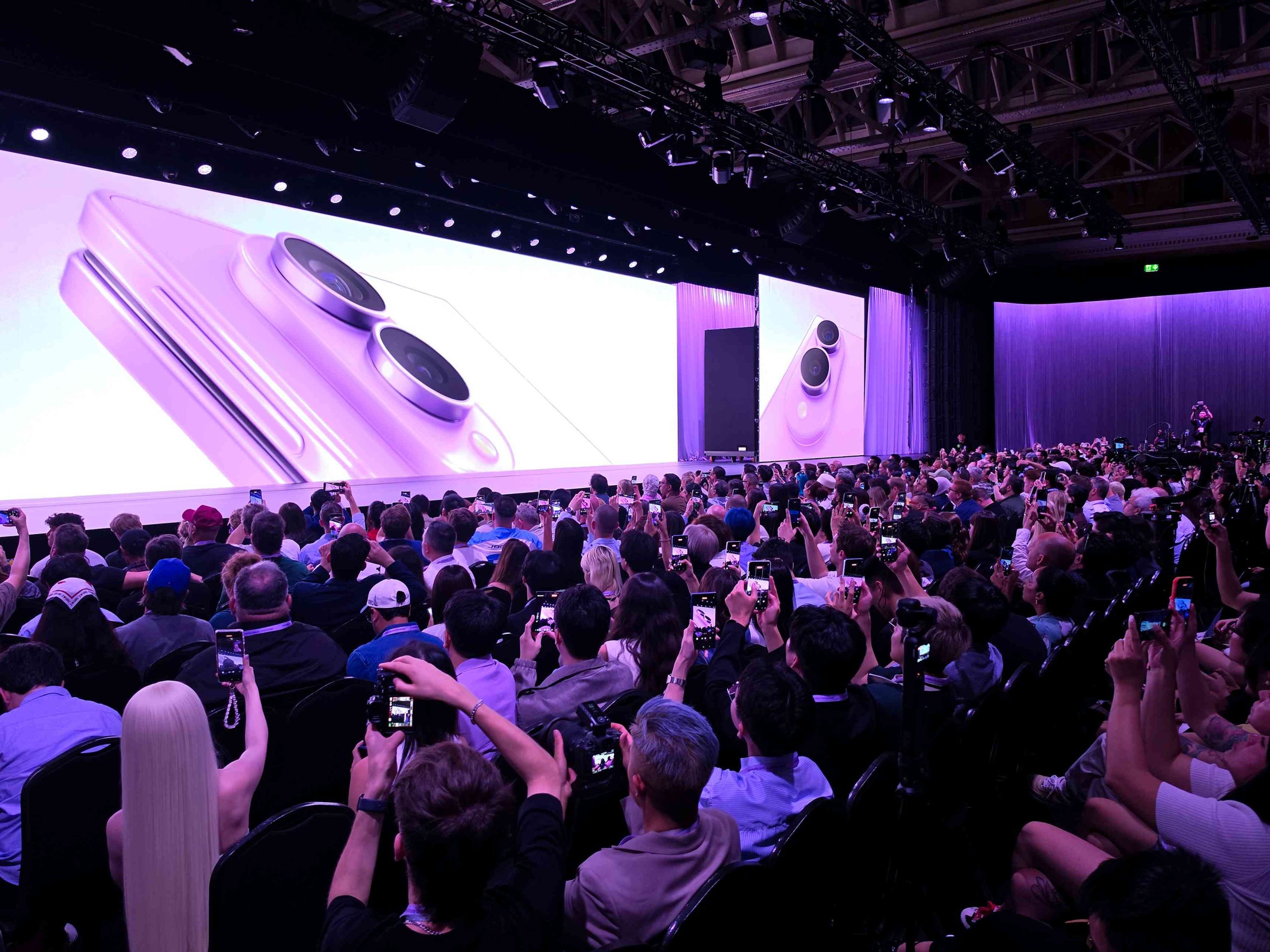 Galaxy Z Fold8 Ultra alcanza el primer lugar entre los smartphones plegables evaluados por Consumer Report